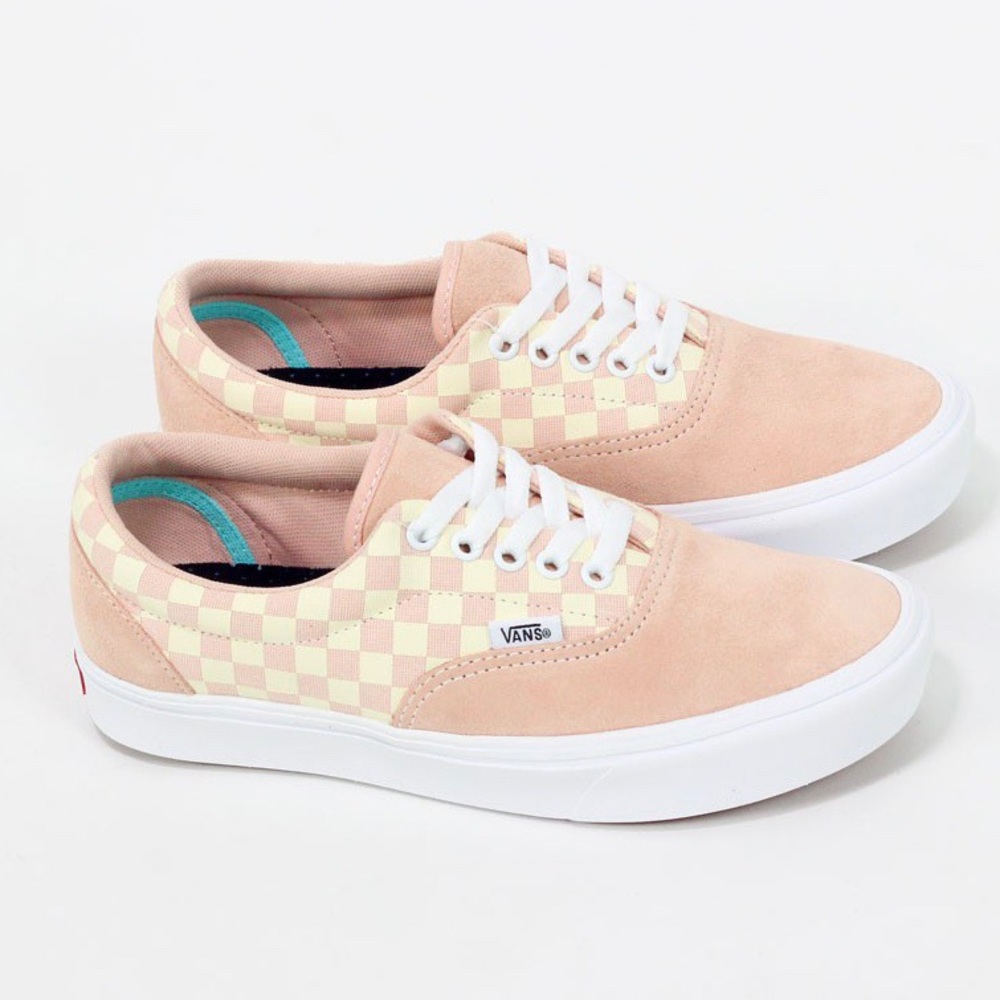 NEW vans comfycrush era pink checkerboard 6 / 6.5